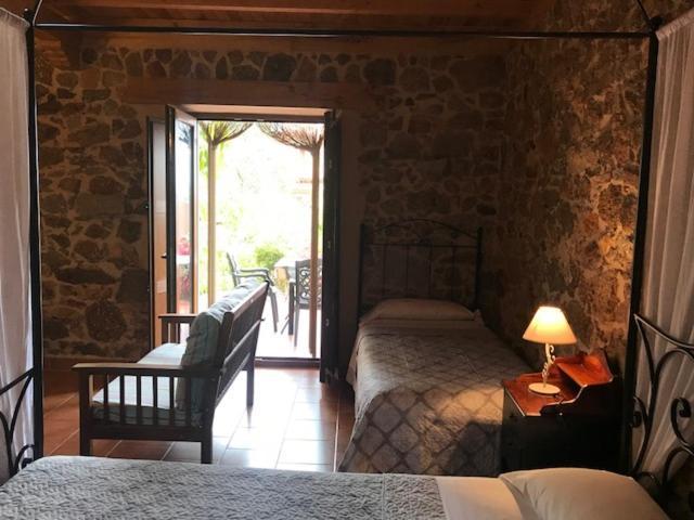 Apartamentos El Jardin Del Poeta Guijo de Granadilla 客房 照片
