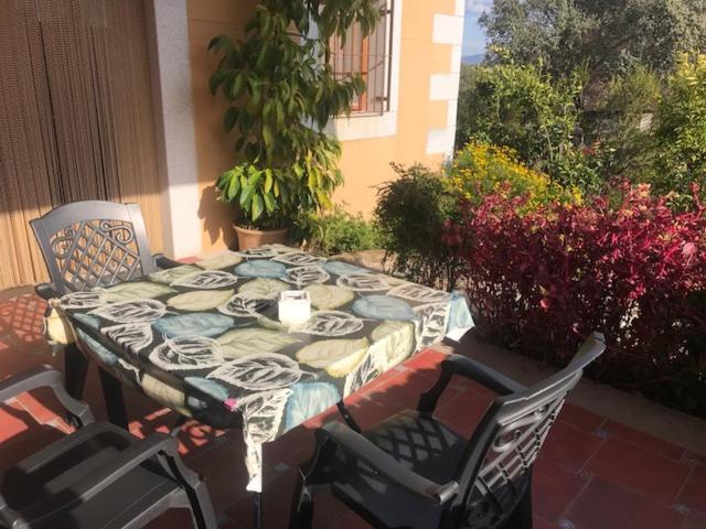 Apartamentos El Jardin Del Poeta Guijo de Granadilla 客房 照片