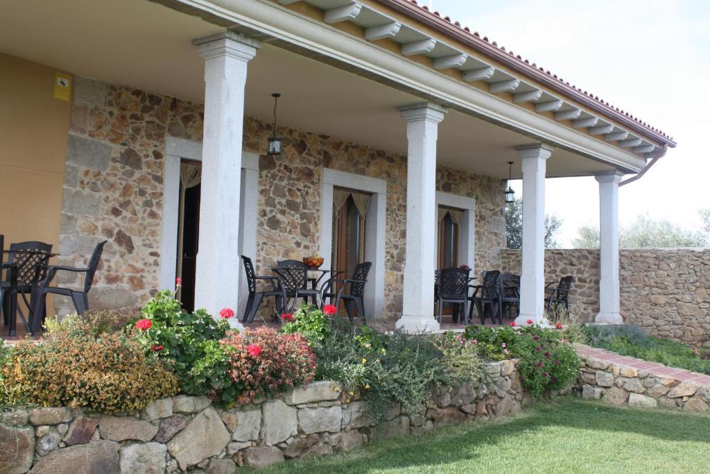 Apartamentos El Jardin Del Poeta Guijo de Granadilla 客房 照片