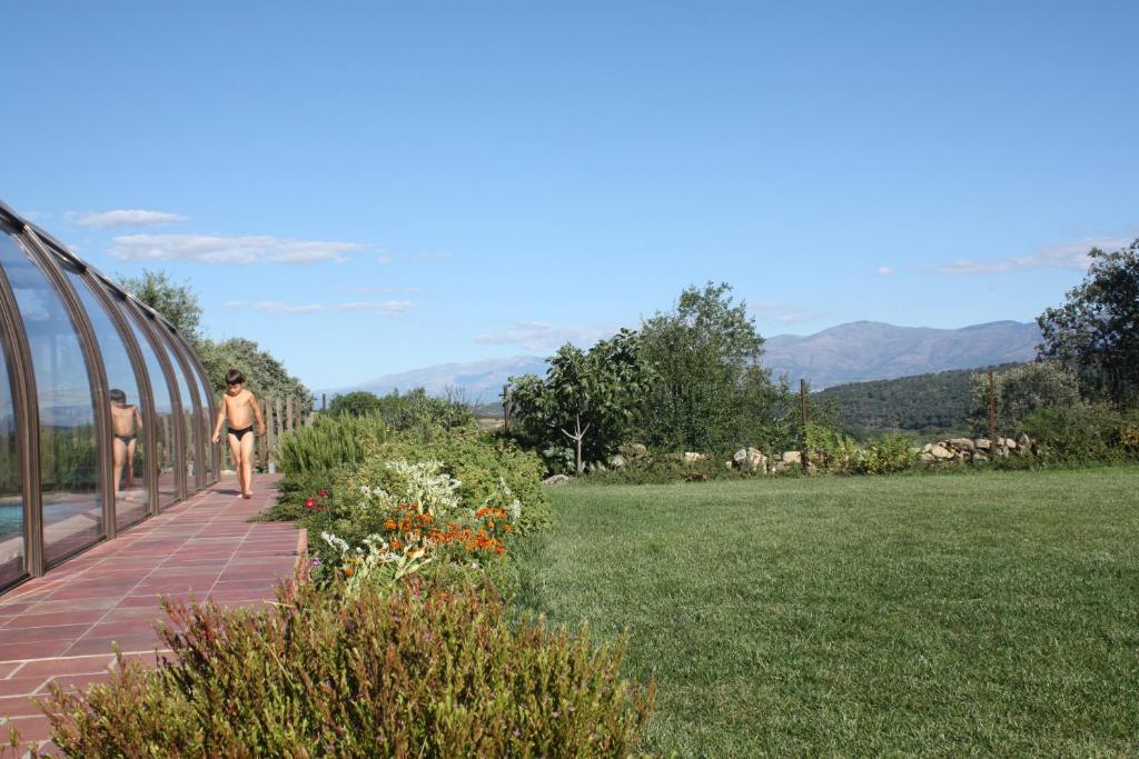 Apartamentos El Jardin Del Poeta Guijo de Granadilla 外观 照片